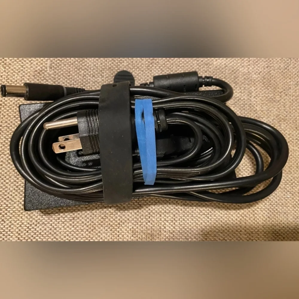 Genuine Dell 130W Power Supply AC Adapter for D6000 WD15 K17A Docking Station